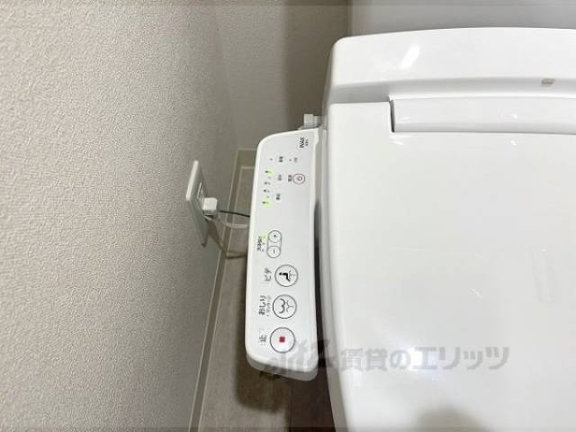 トイレ　ウォシュレット