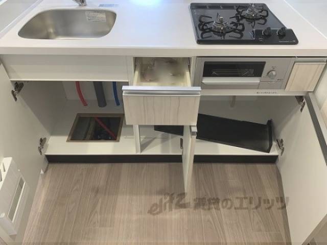 キッチン　収納