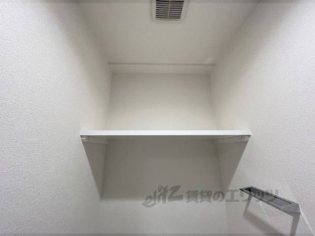 収納　トイレ上