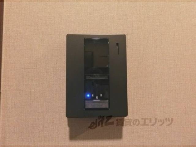 玄関　インターホン