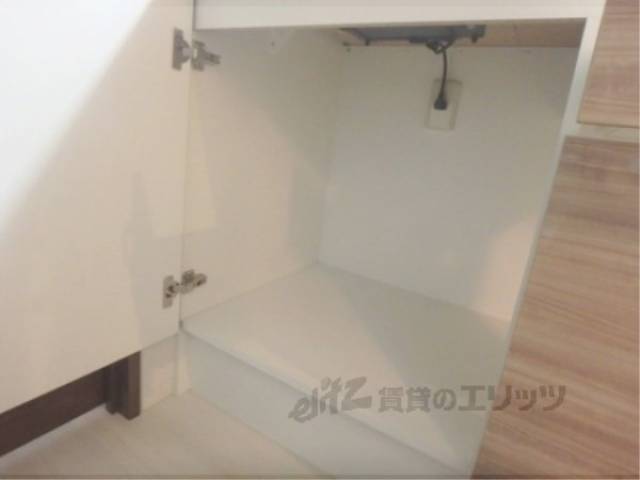 キッチン　下部収納