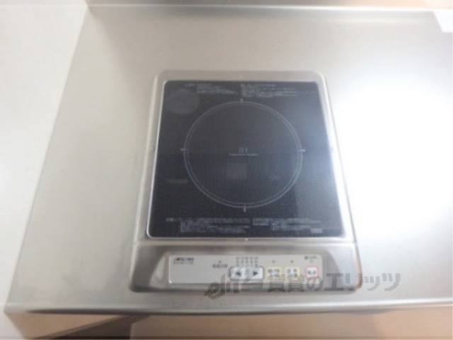 キッチン　コンロ