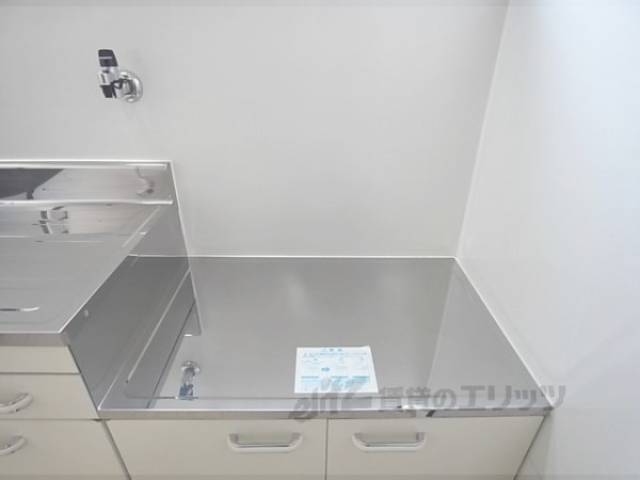 キッチン　コンロ置き場
