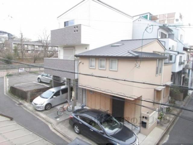 眺望　リビング側のベランダからの眺望です。