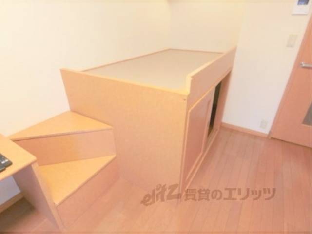 ベッド