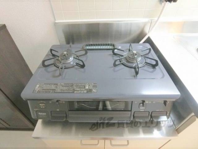 キッチン　コンロ