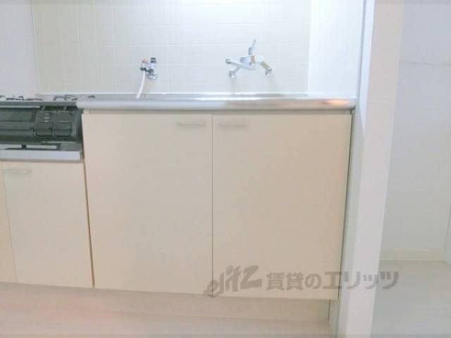 キッチン　下部収納