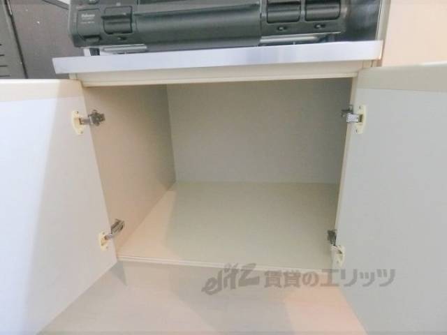 キッチン　下部収納