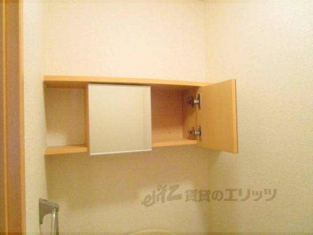 トイレ　収納
