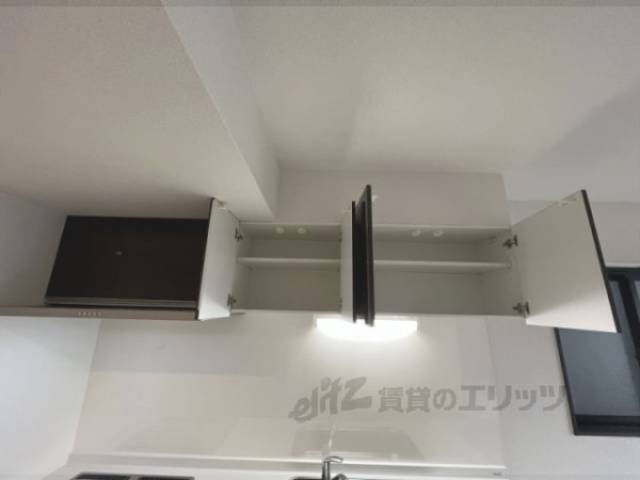 キッチン　収納