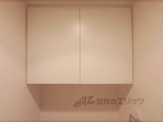 トイレ　トイレ上部