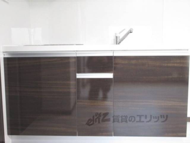 キッチン　下部収納