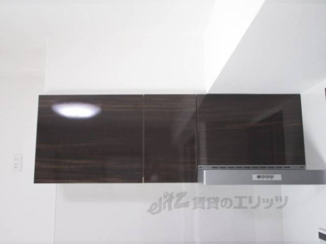 キッチン　上部収納