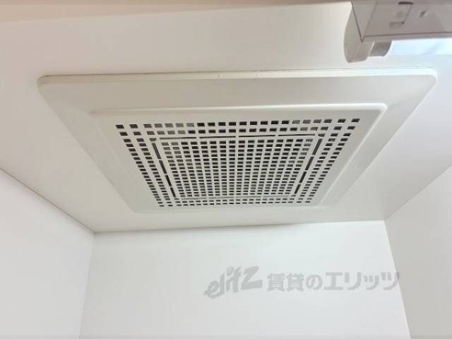 キッチン　換気扇