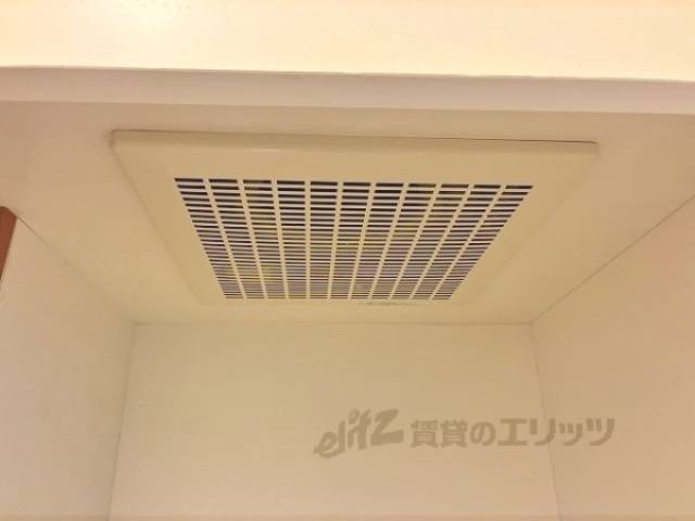 キッチン　換気扇