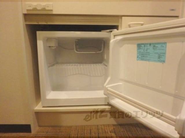 キッチン　ミニ冷蔵庫