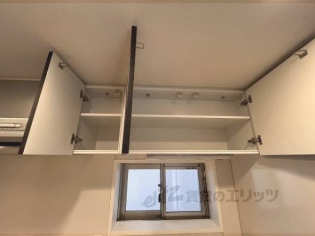 キッチン　収納