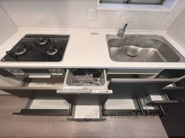 キッチン　収納