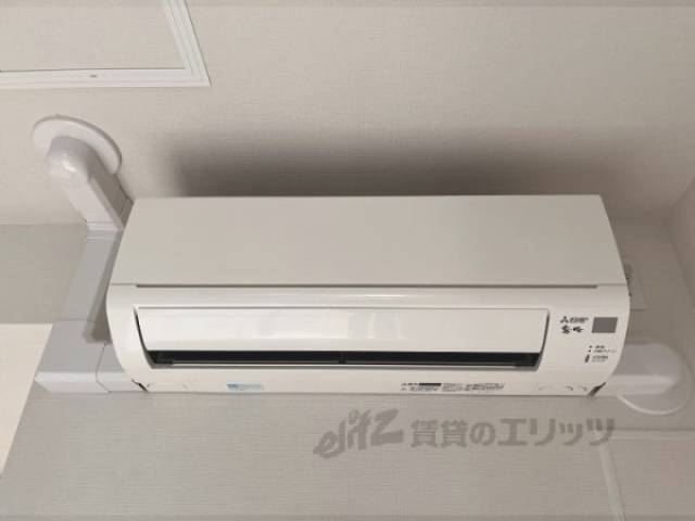 エアコン　リビング