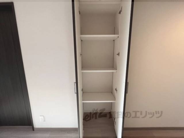 リビング　収納