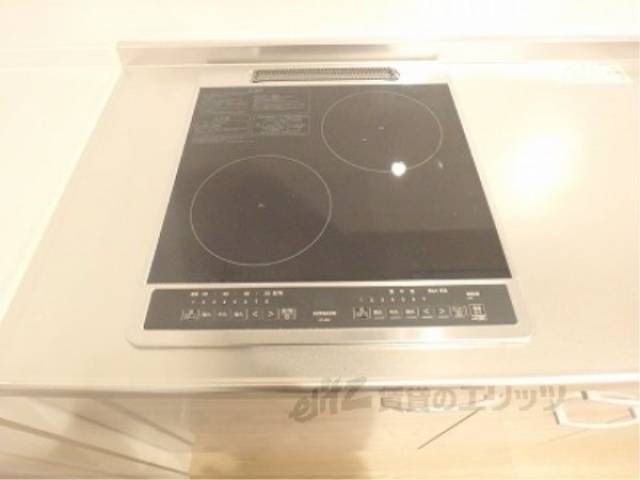 キッチン　トイレ収納