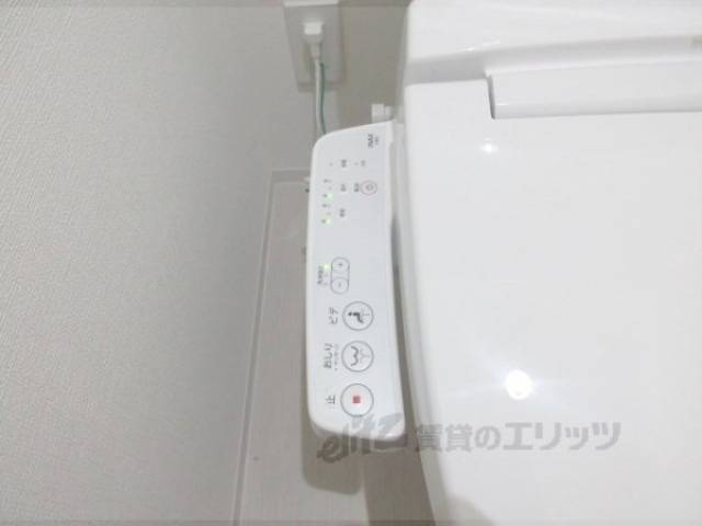 トイレ　洗浄機能付き