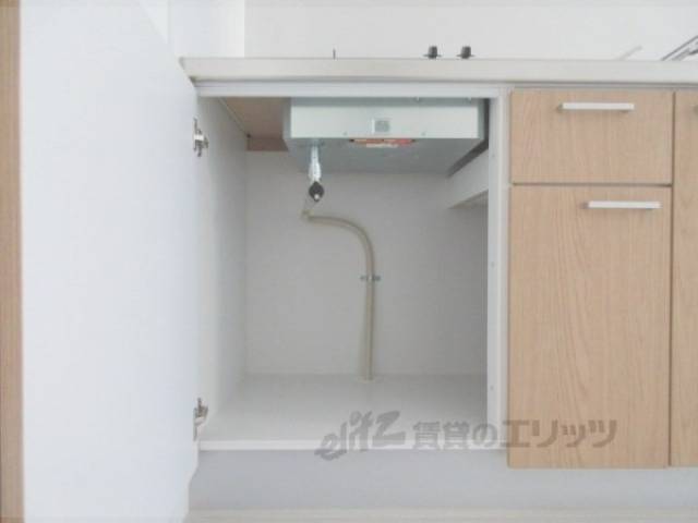 キッチン　収納