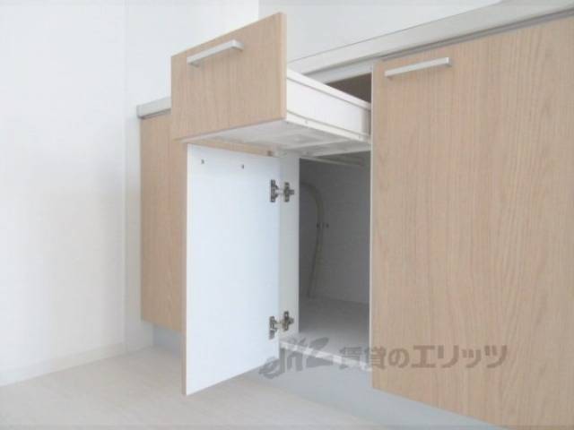 キッチン　収納