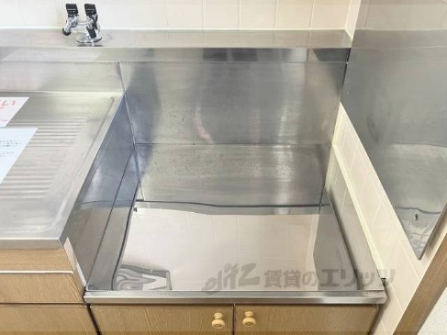 キッチン　コンロ置き場