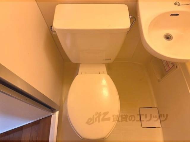 ユニットバス　トイレ