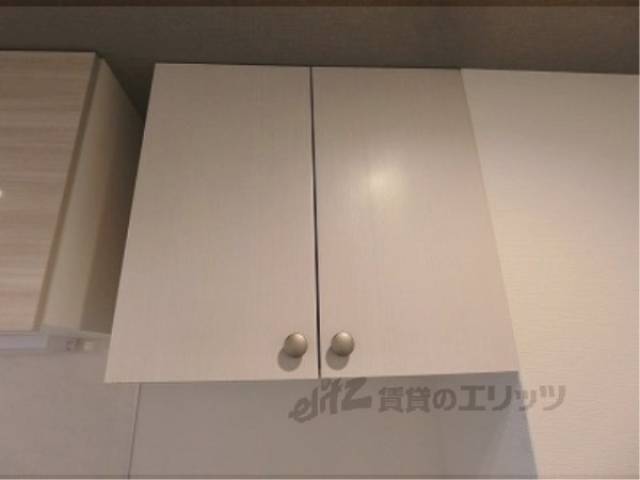 冷蔵庫置場　上部収納