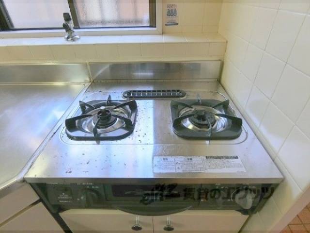 キッチン　ガス2口コンロ