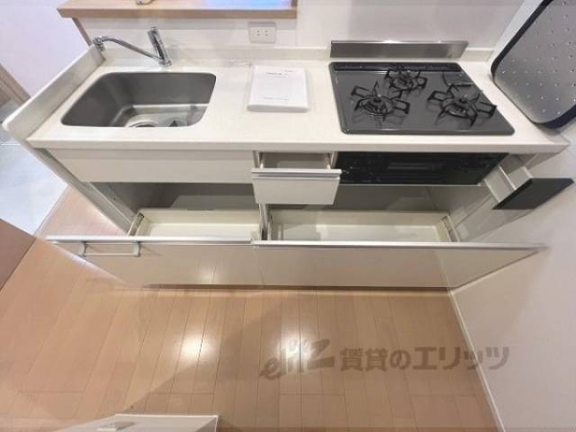キッチン　キッチン下部収納