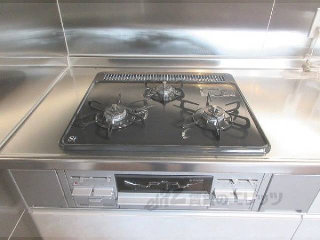 キッチン　コンロ