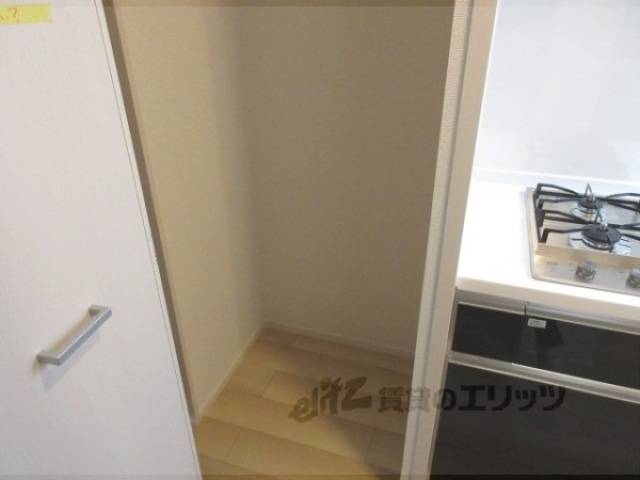 冷蔵庫置場