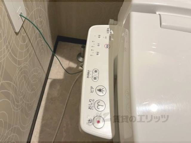 トイレ　ウォシュレット