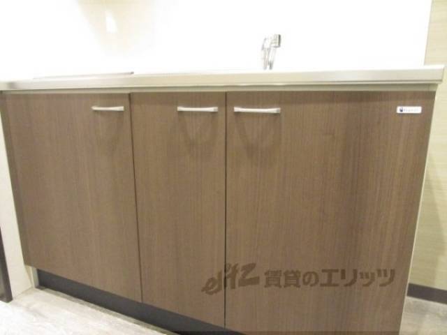 キッチン　下部収納