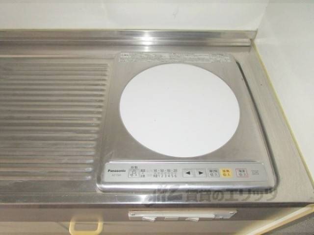 キッチン　コンロ