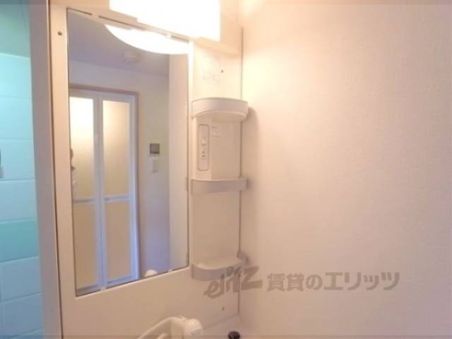 洗面所　化粧棚
