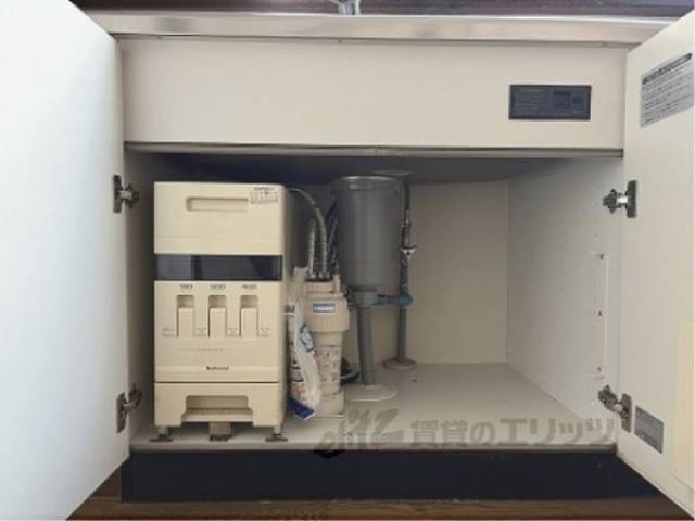 キッチン　収納