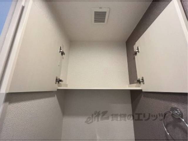 トイレ　収納