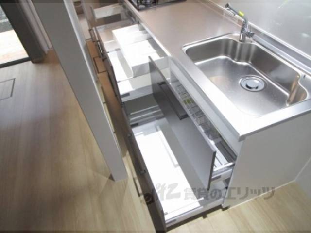 キッチン　キッチン下収納