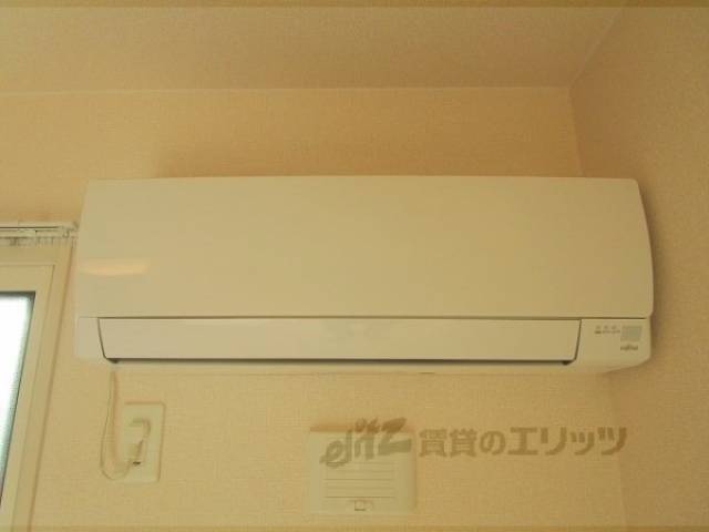 エアコン　リビング