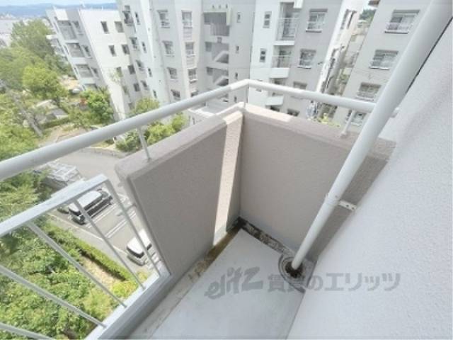 キッチン　バルコニー