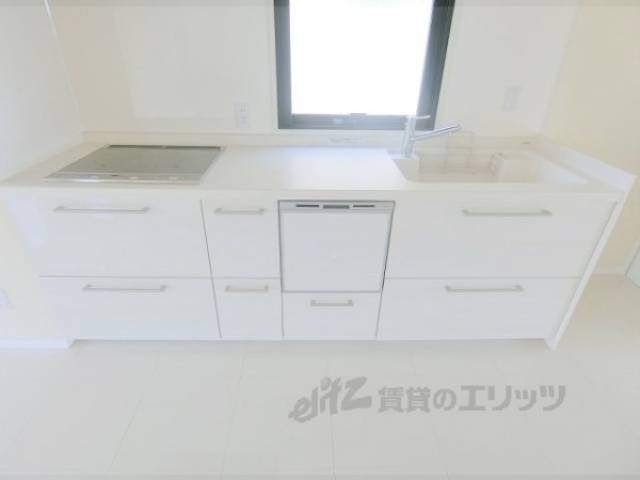 キッチン　下部収納