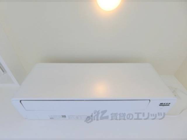 エアコン　リビング側