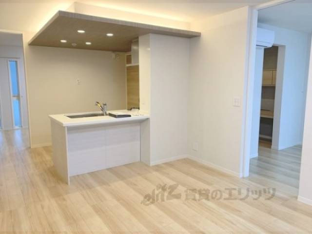 リビング　デスク