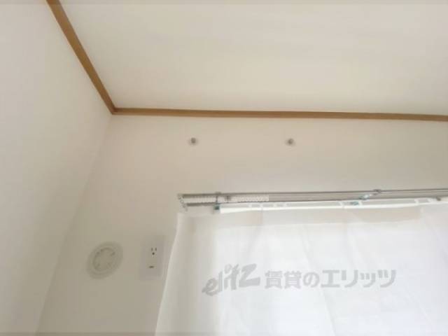 エアコン　設置場所