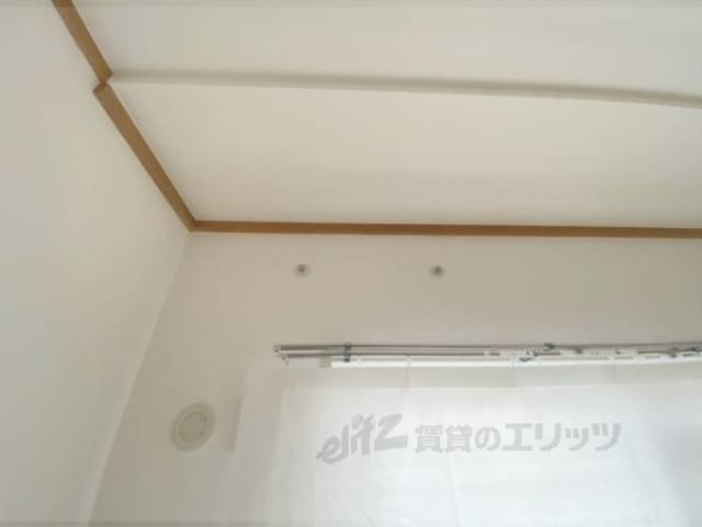 エアコン　設置場所