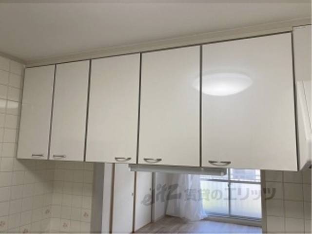 キッチン　収納